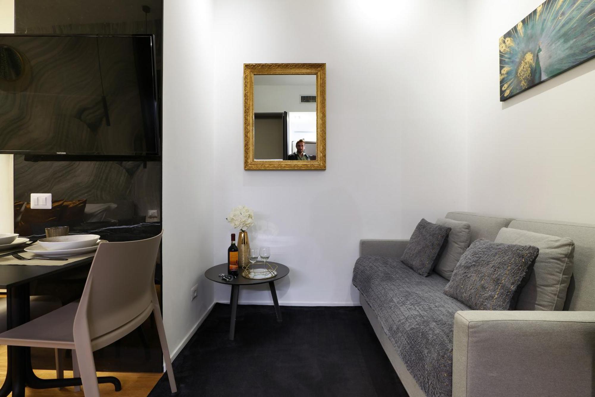 Center Luxury Flat B